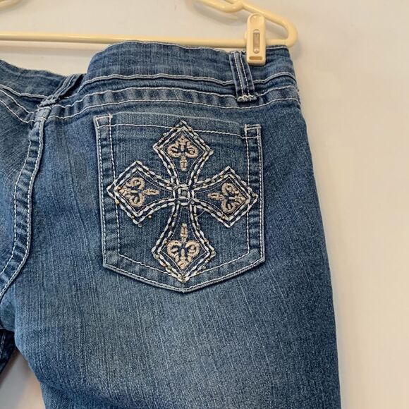 Chinese Laundry denim jeans Size 10 intricately designed back pockets Inseam 30” - Picture 6 of 10